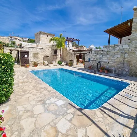 Panaroma Detached
